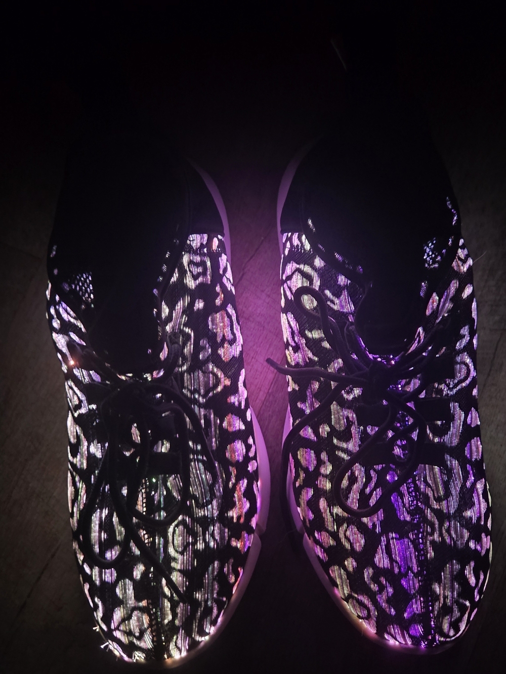 Fiber Optic LED Light up Shoes Lightweight Sneakers USB Charging Glowing Party